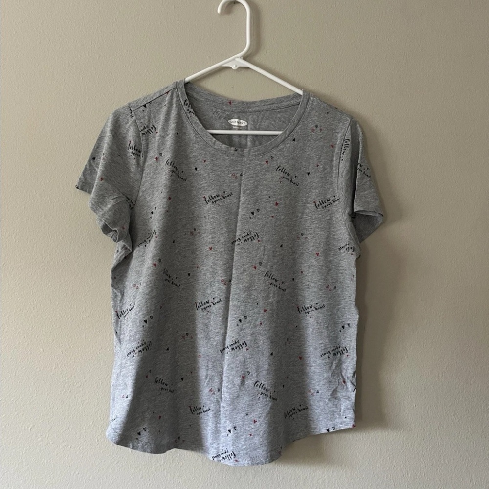 Old Navy Valentine’s day Shirt Women’s Size Large